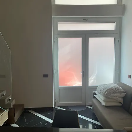 La Cadrega Rossa ميلان